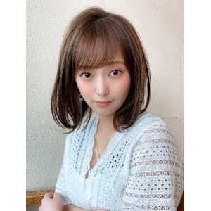 30代40代に人気の大人かわいい前髪ありのくびれショート