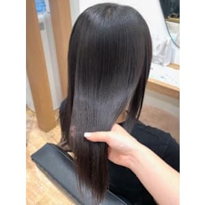 シンズ式髪質改善ストレート - circus by KENJE【サーカスバイケンジ】掲載中