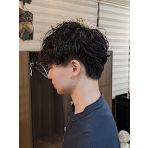 シャドウパーマ