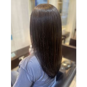 白髪ぼかしハイライトカラー - Stilla smooth【スティラスムース】掲載中