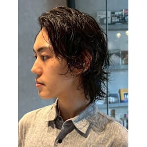 ミディアムパーマ ニュアンスパーマ ウルフカット 20代