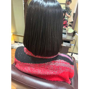 HAIR DESIGN + GOLDEN ROCK×スタイル