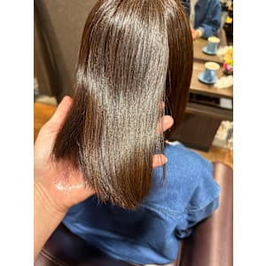 HAIR DESIGN + GOLDEN ROCK×スタイル