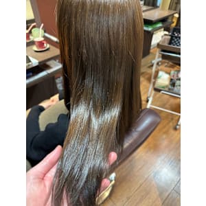 HAIR DESIGN + GOLDEN ROCK×スタイル