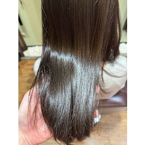 HAIR DESIGN + GOLDEN ROCK×スタイル