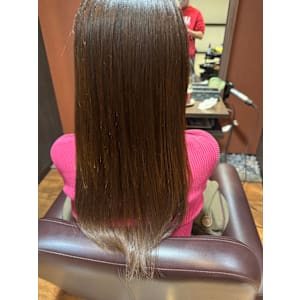 HAIR DESIGN + GOLDEN ROCK×スタイル