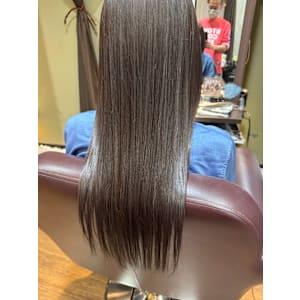 HAIR DESIGN + GOLDEN ROCK×スタイル