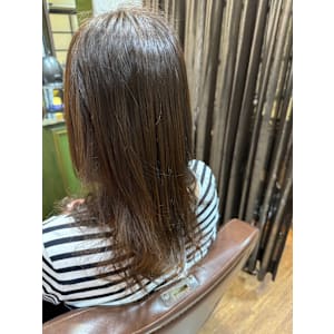 HAIR DESIGN + GOLDEN ROCK×スタイル