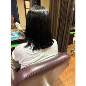 HAIR DESIGN + GOLDEN ROCK×スタイル