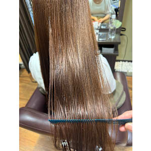 HAIR DESIGN + GOLDEN ROCK×スタイル