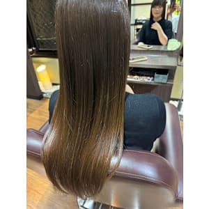 HAIR DESIGN + GOLDEN ROCK×スタイル