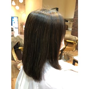 髪質改善ヘアエステサロンSHIKIORI×スタイル