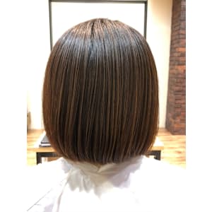 髪質改善ヘアエステサロンSHIKIORI×スタイル