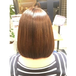 髪質改善ヘアエステ&縮毛矯正専門店Racicu×スタイル
