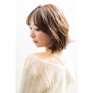 髪質改善ヘアエステ&縮毛矯正専門店Racicu×スタイル