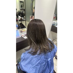 グレージュカラー