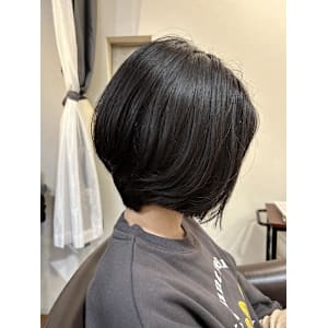 ◎前下がりボブ