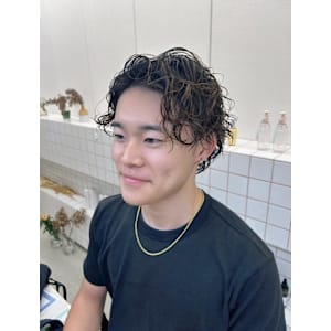 《花屋併設》カジュアルパーマ