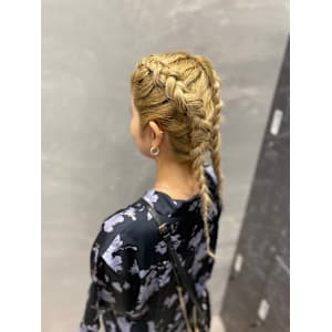 newi hair&treatment大分中央町店×スタイル