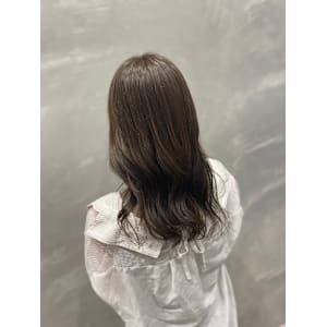 newi hair&treatment大分中央町店×スタイル