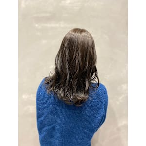 newi hair&treatment大分中央町店×スタイル