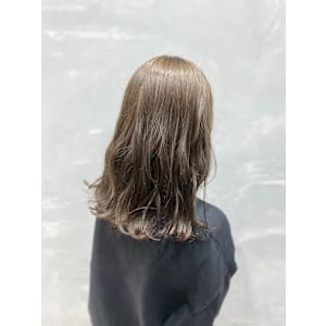 newi hair&treatment大分中央町店×スタイル