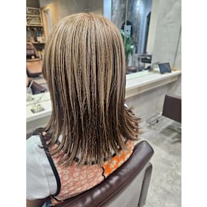 【'BEBE(ベベ)／札幌市・大通・狸小路】デザインカラー