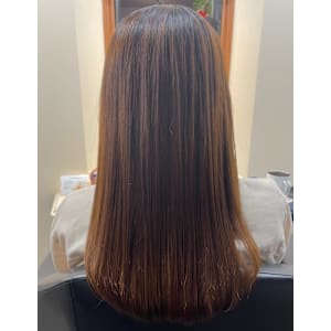 根本のクセをリセット♪５ヶ月経過後の縮毛矯正！