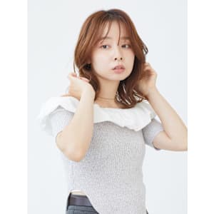 シナモンベージュ