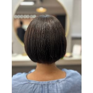 まとまるやわらかくショートボブ♪