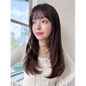 結んでもかわいいくびれセミロング × ミルクティーベージュ