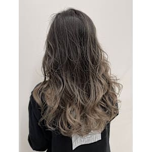 アッシュベージュグラデーション