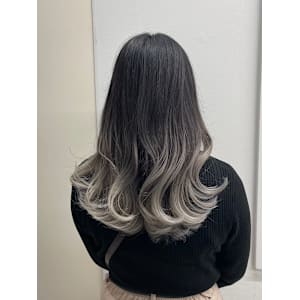 アッシュベージュグラデーション