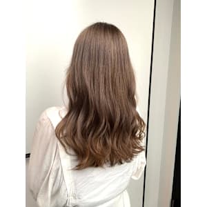 ベージュカラー