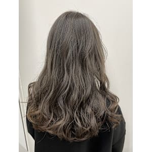 グレージュカラー