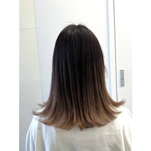 アンダーベージュ