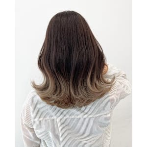 ベージュグラデーション