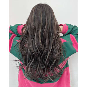 コントラストハイライト - Flora by siesta【フローラ バイ シエスタ】掲載中