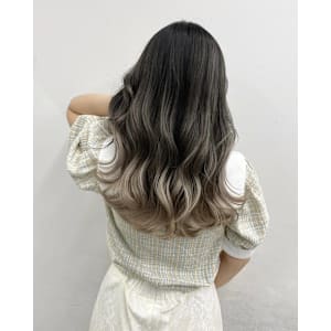 アッシュベージュグラデーション