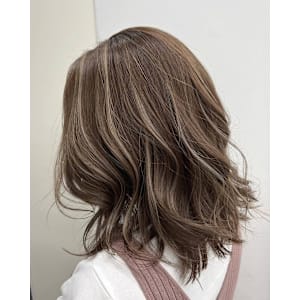 ハイライトベージュミディ