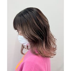 ピンクベージュグラデーション