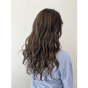 透明感ブラウン - Flora by siesta【フローラ バイ シエスタ】掲載中