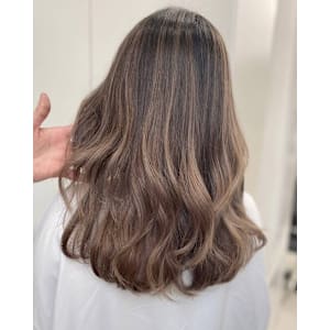 ミルクティーバレイヤージュ