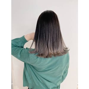 グレージュグラデーションカラー