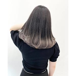 ホワイトベージュ