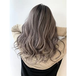 透明感ブリーチ！グレージュスタイル