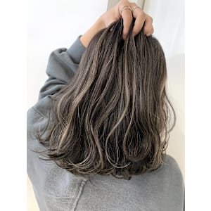 ナチュラルバレイヤージュ