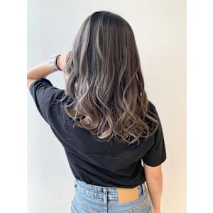 ミルクティーバレイヤージュ