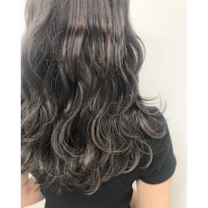 ナチュラルグレージュハイライト