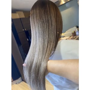 Lusso chiaro　西池袋店×スタイル